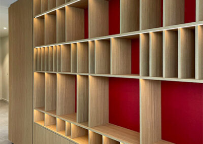 La nouvelle bibliothèque de vins de la Cave de la Côte à Tolochenaz, par les architectes de Conceptia.